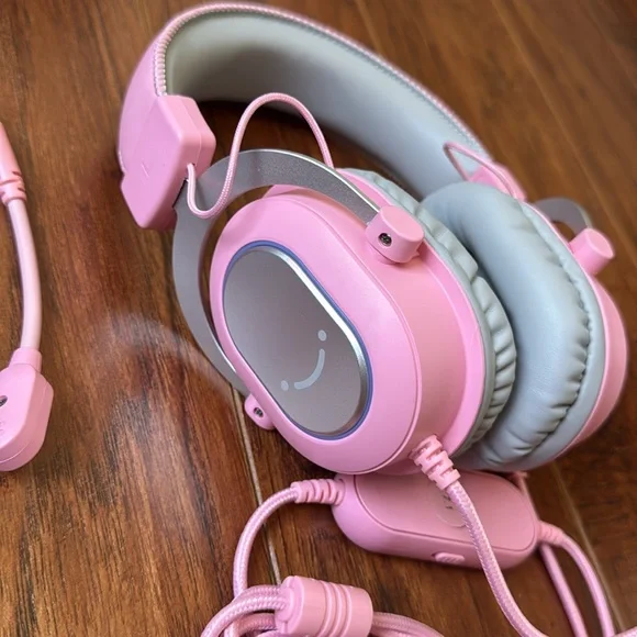NWT Ampligame Fifine H6 Pink Wired PC Gaming Headset, Microphone Headphones - Picture 8 of 16